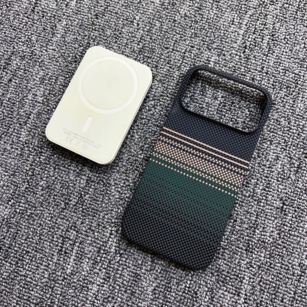 Colorful Kevlar Pattern Magnetic Phone Case for IPhone